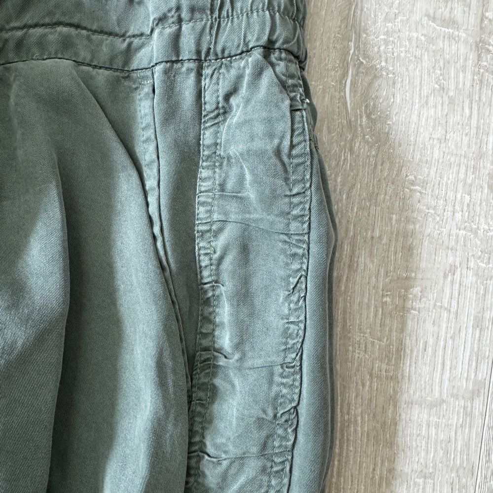 Le Superbe Santa Cruz Relaxed Cargo Pants NWT Size 6 - Picture 11 of 11